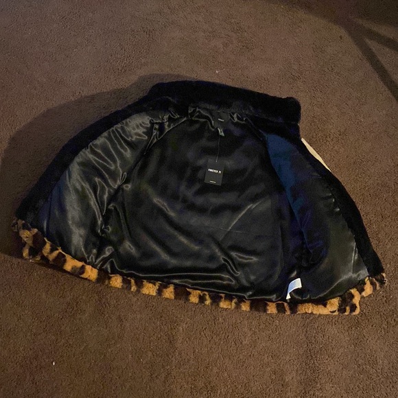 Outerwear/Jacket forever 21 - Picture 3 of 7